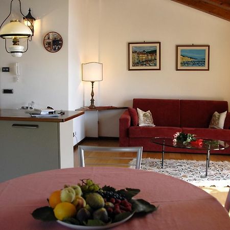 Alveluu Ristorante E Suites 트레메쪼 객실 사진