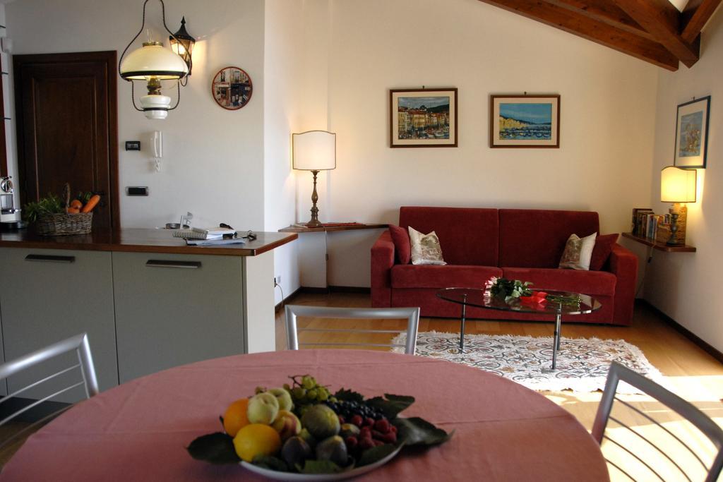 Alveluu Ristorante E Suites 트레메쪼 객실 사진